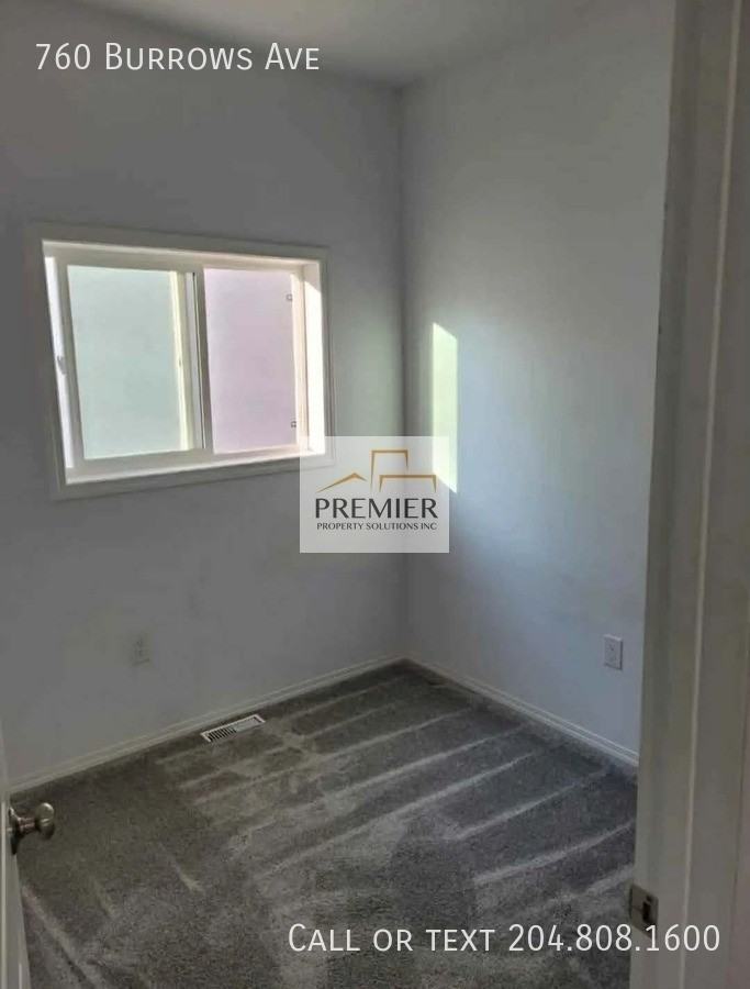 760 Burrows Ave - Photo 4 of 8