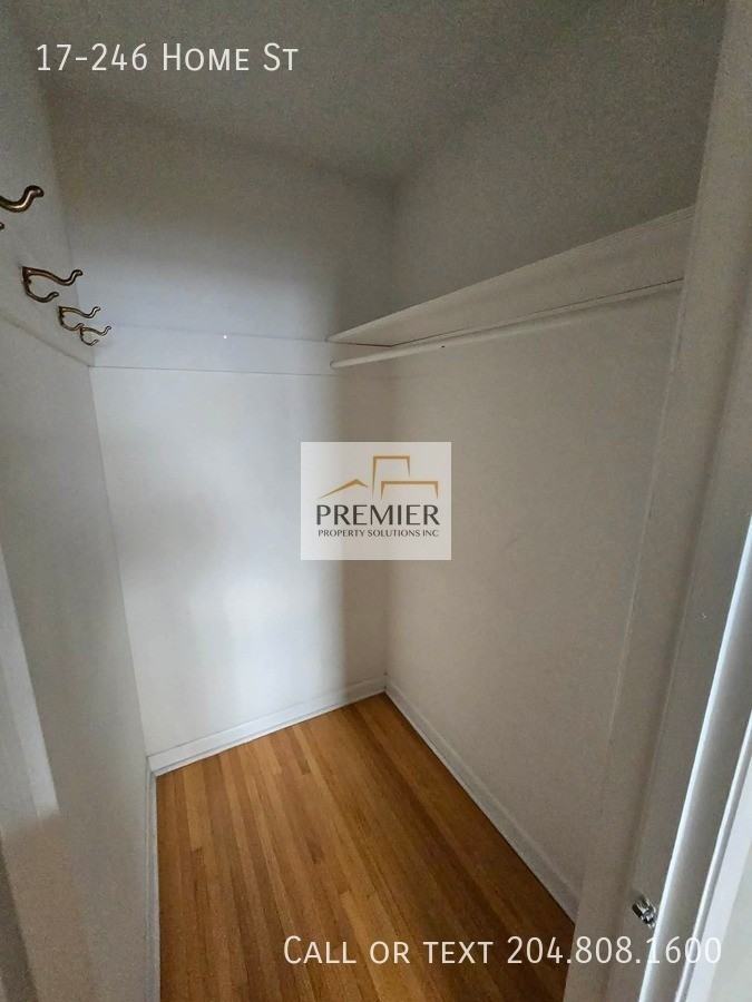 246 17-246 Home St - Photo 5 of 6