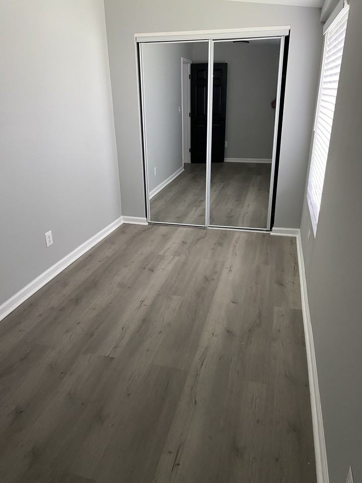 2933 Presstman St - Photo 7 of 10