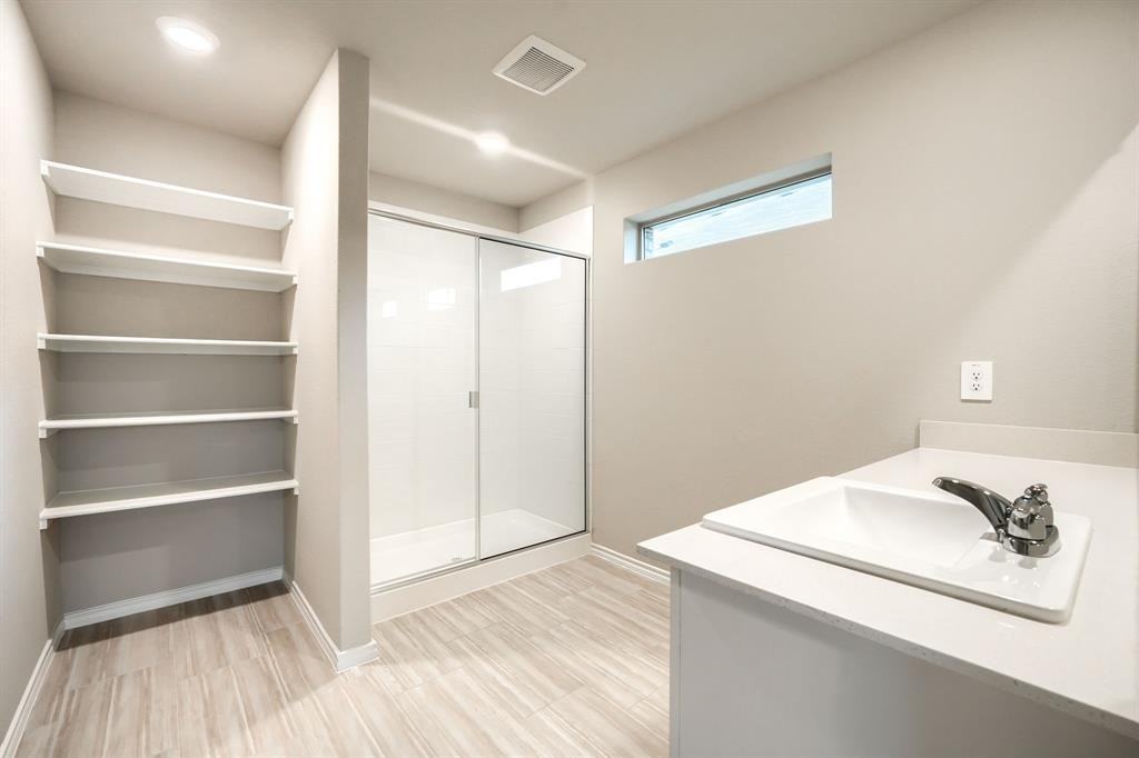 8412 Beltmill Pkwy #8412 - Photo 3 of 27