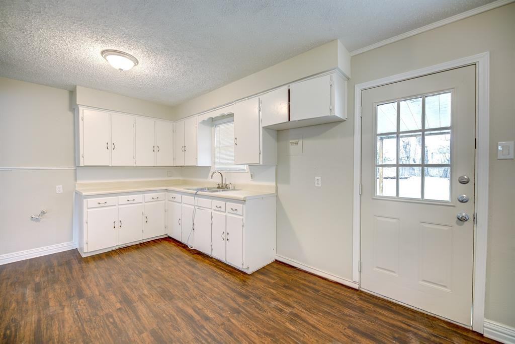 3635 Rogene St #3635 - Photo 6 of 25