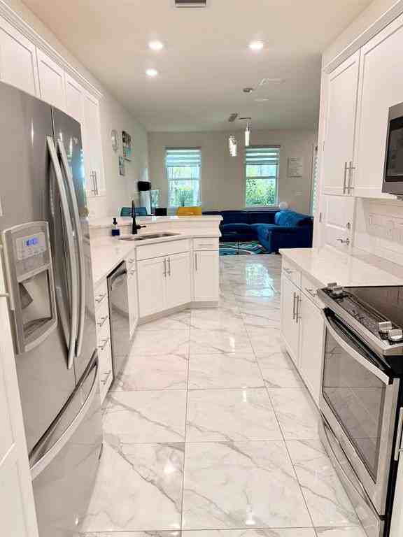 5182 Eucalyptus Dr #5182-3 - Photo 5 of 42