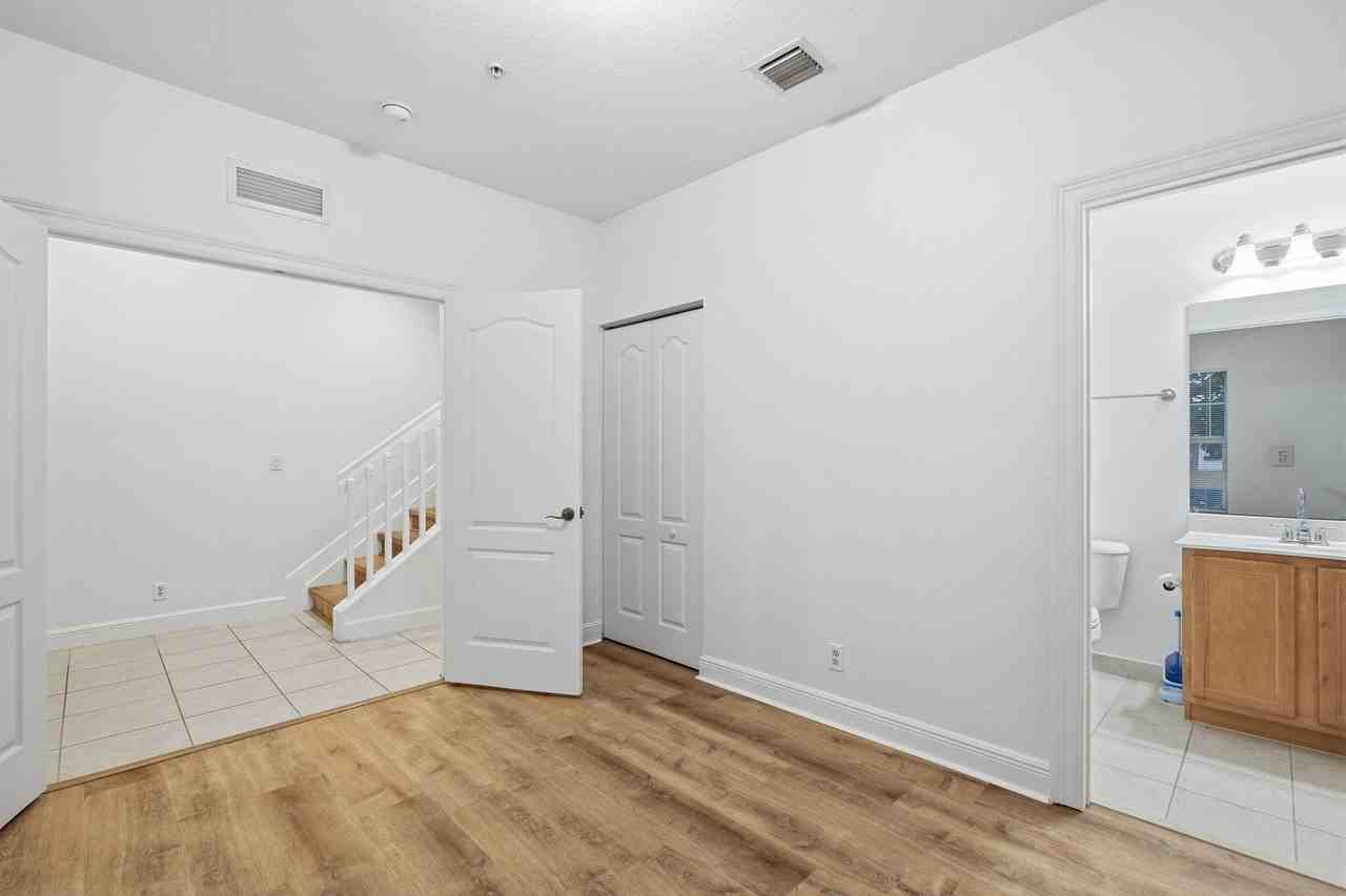 531 S Federal Hwy #531-14 - Photo 7 of 26