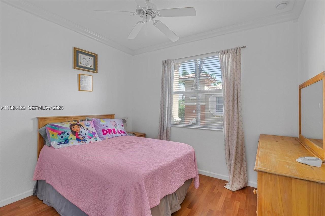 2712 Sw 120th Ter #2712-9099 - Photo 3 of 47