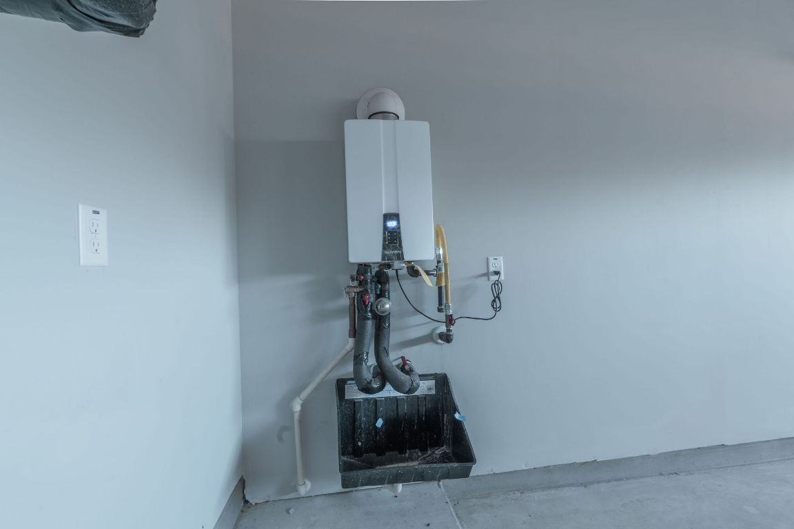 2838 Dell Hollow Dr #2838 - Photo 2 of 38