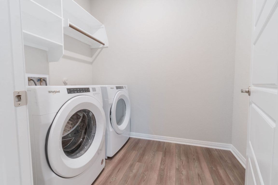 2838 Dell Hollow Dr #2838 - Photo 3 of 38