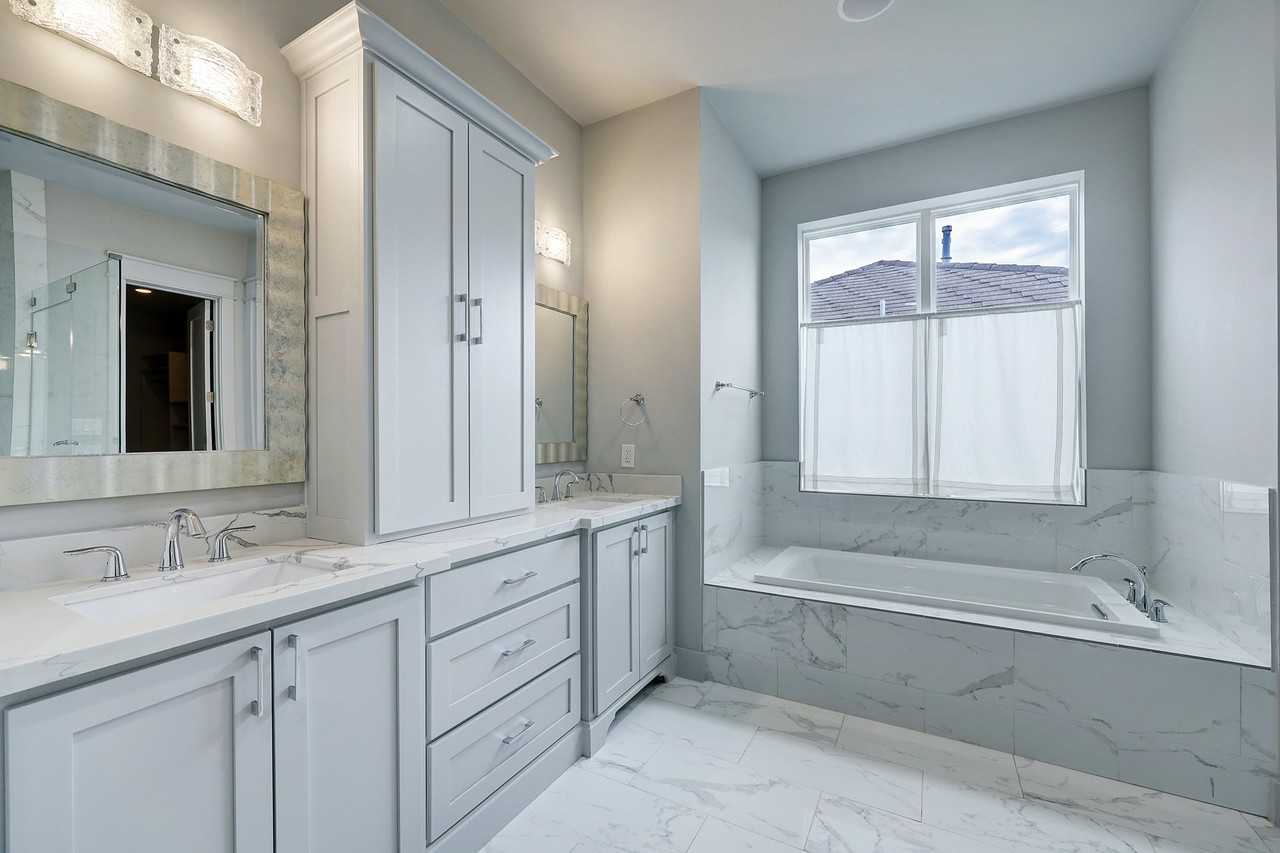 609 W Pierce St #609 - Photo 7 of 32