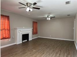 featured image of 1305 Cambridge Dr #1305