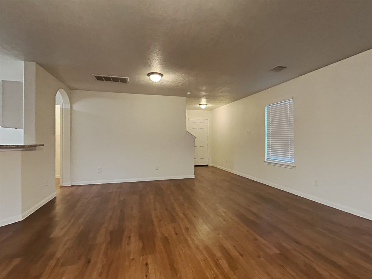 21619 Ornella Cir #21619 - Photo 6 of 18