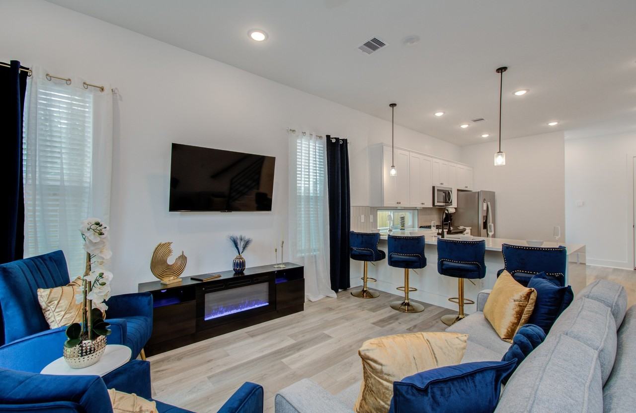 1616 Benson St #1616 - Photo 5 of 38