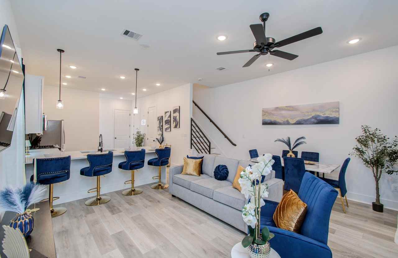 1616 Benson St #1616 - Photo 7 of 38