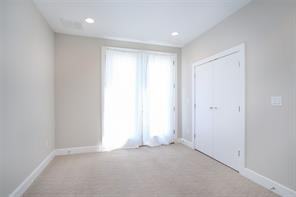 611 Sydnor St #611 - Photo 5 of 26