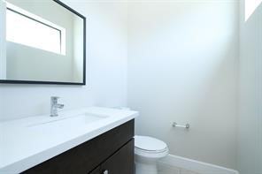611 Sydnor St #611 - Photo 7 of 26