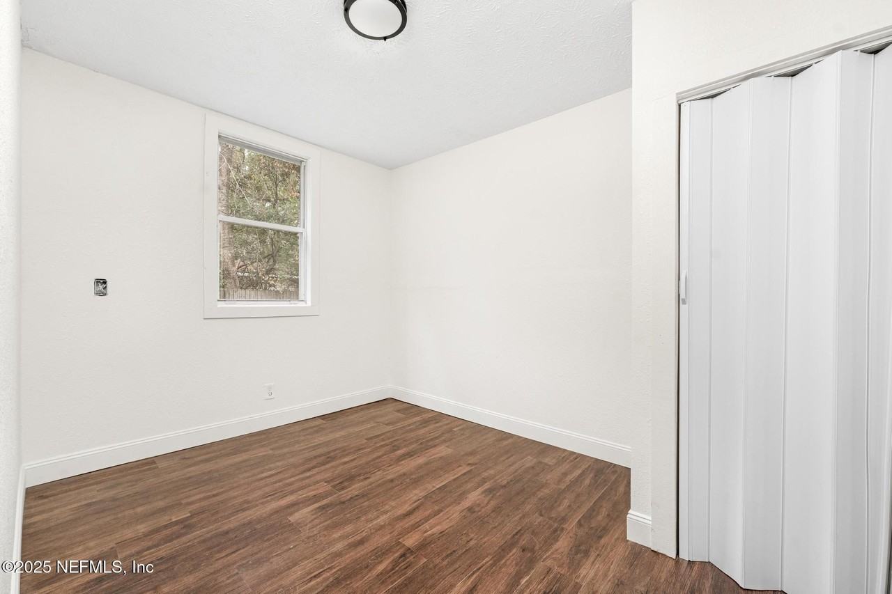 1035 Odessa Dr E #1035 - Photo 7 of 17