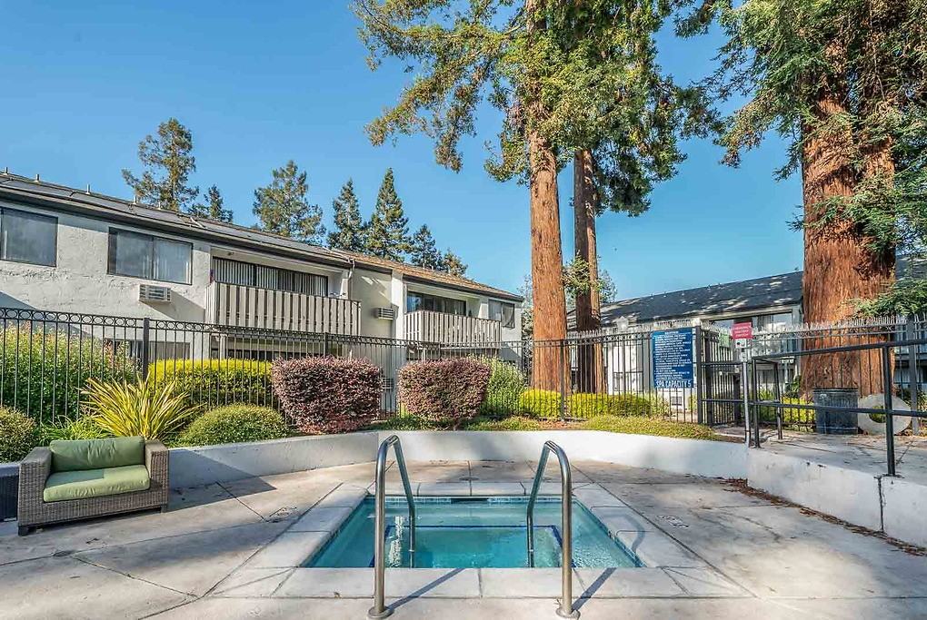 Riley Square - Photo 2 of 33