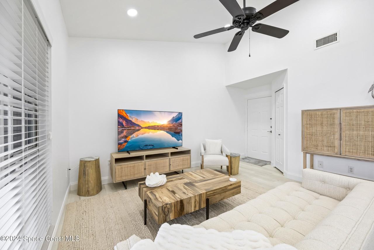 7030 N Highway #7030DD205 - Photo 5 of 34