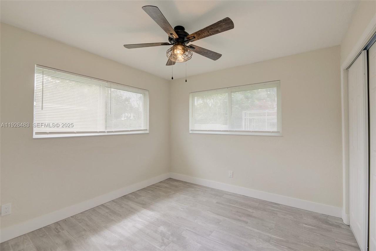 610 N 31st Ct #610-610 - Photo 3 of 28