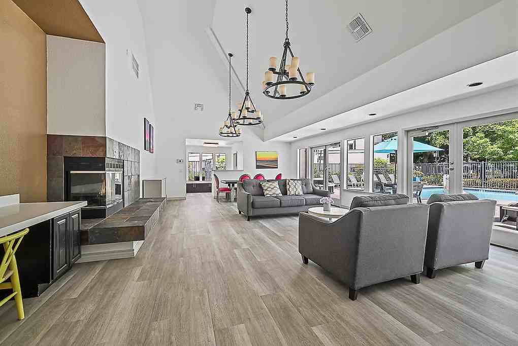 Verandas - Photo 4 of 35