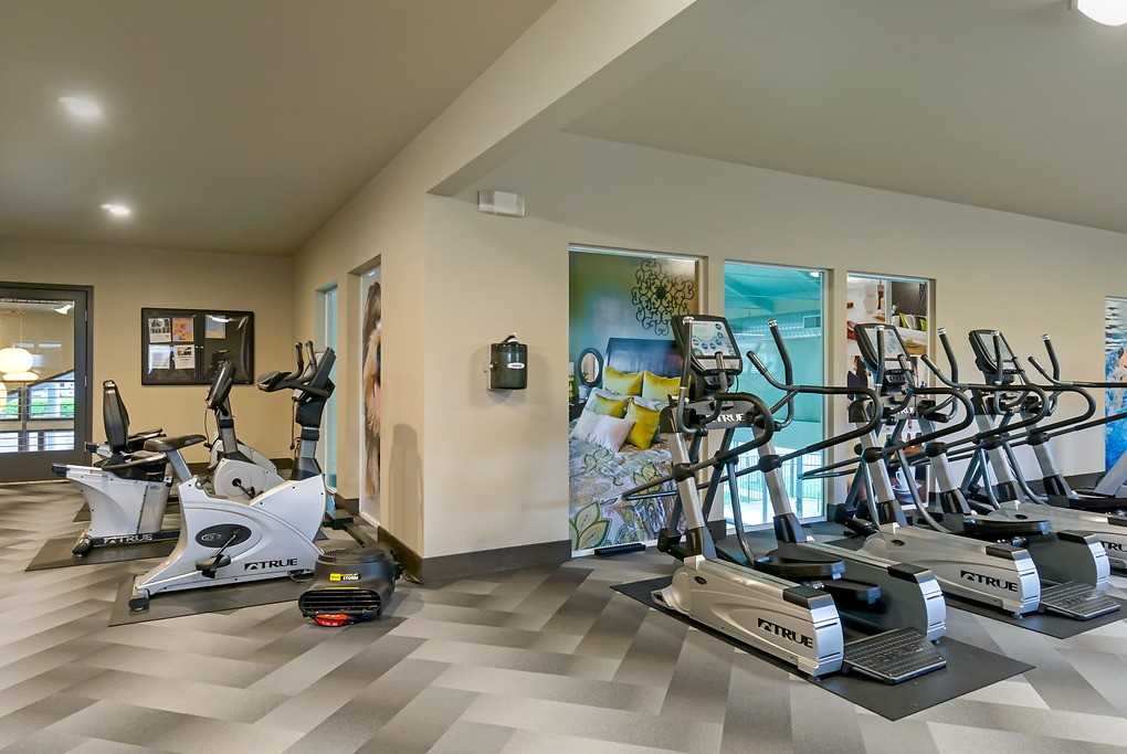 Woodland Commons - Photo 4 of 52