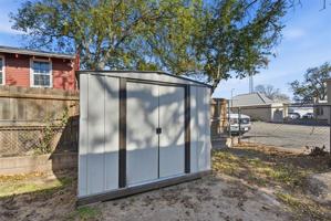 featured image of 128 W Oak St #128