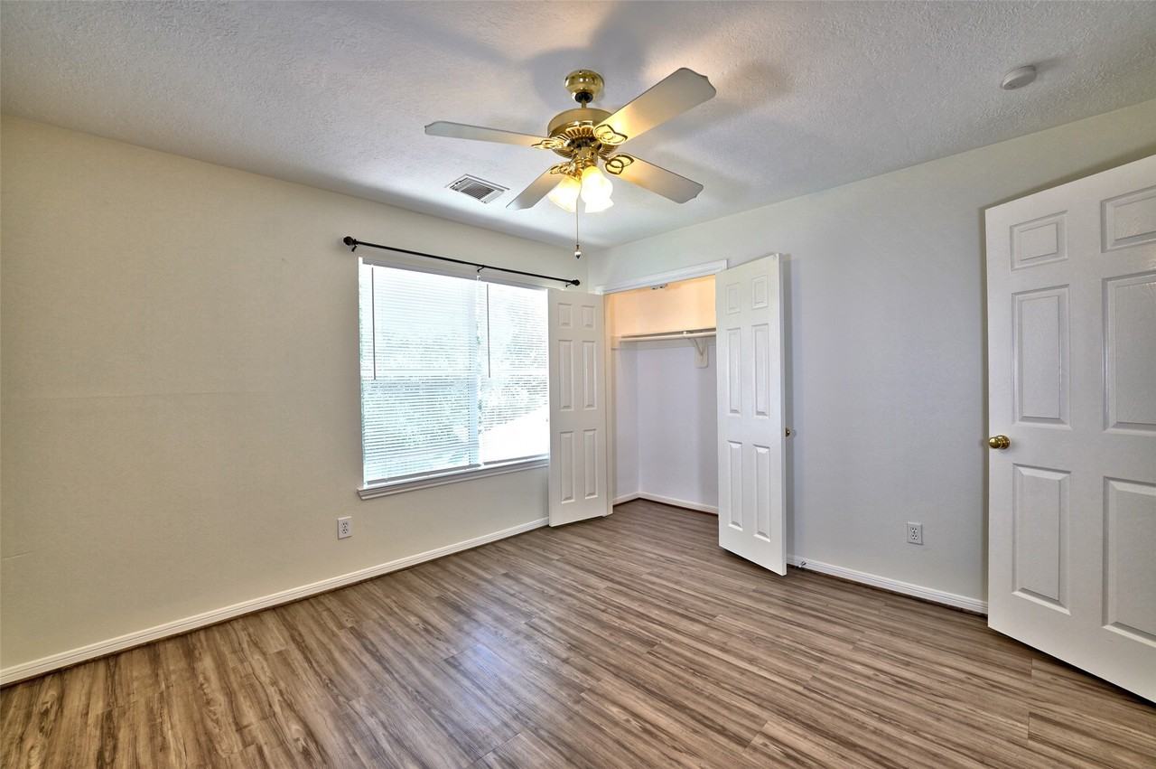 15810 Hollow Rock Dr #15810 - Photo 5 of 19