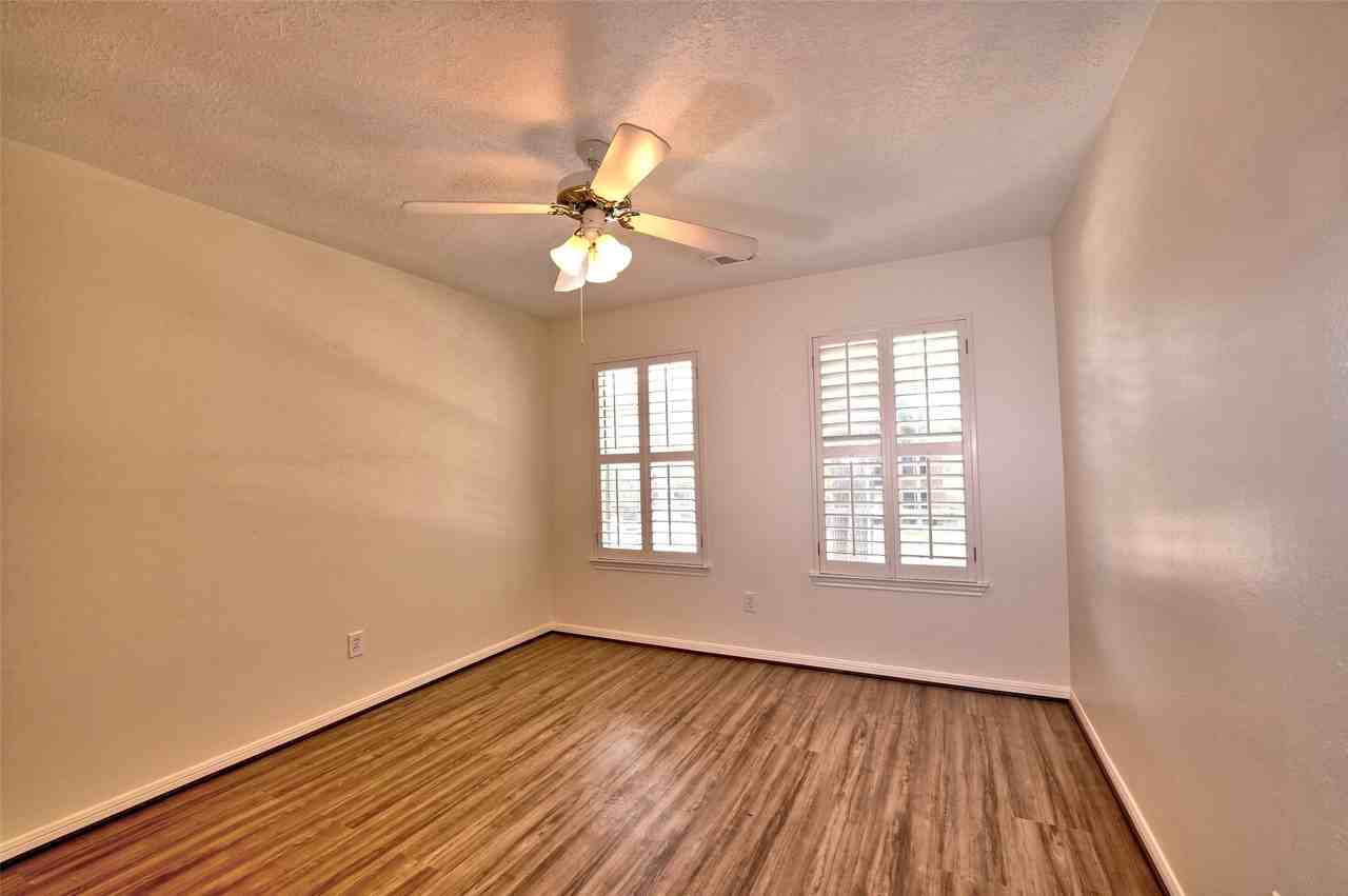 15810 Hollow Rock Dr #15810 - Photo 6 of 19