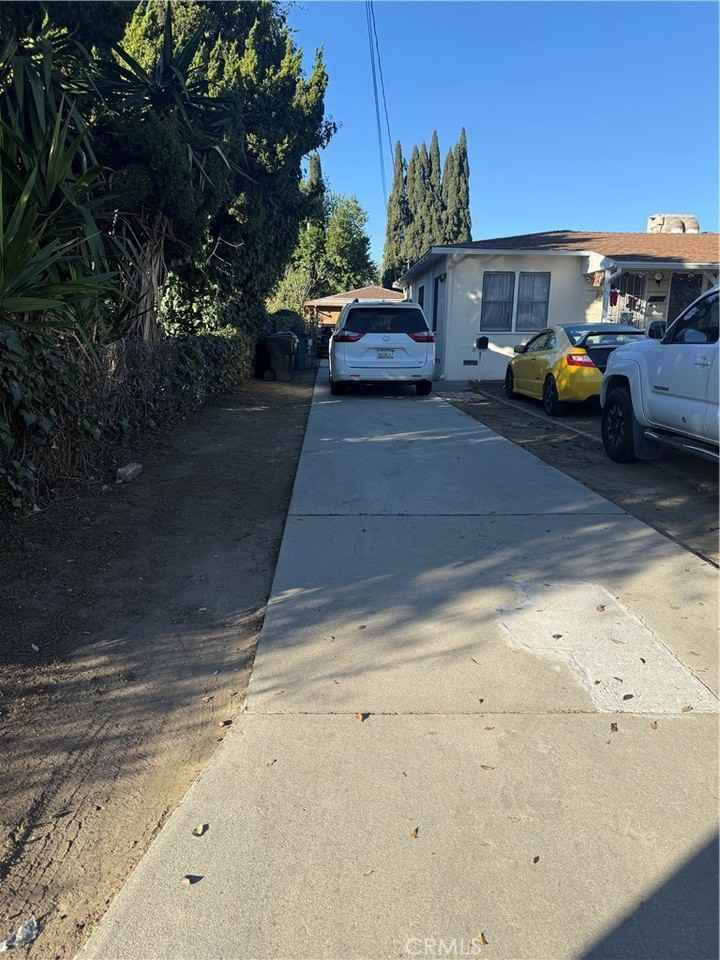 11111 Wildflower Rd #11111B - Photo 3 of 16