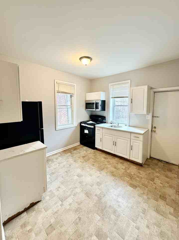 6059 Kingsessing Ave #1 - Photo 2 of 10