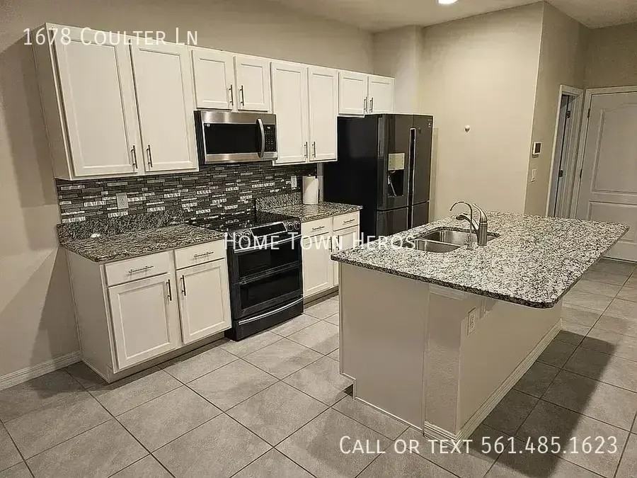 1678 Coulter Ln - Photo 4 of 16