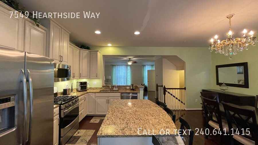 7549 Hearthside Way - Photo 5 of 18