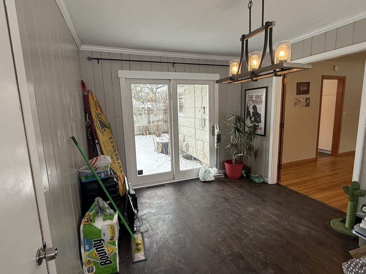 2505 Zinran Ave S - Photo 5 of 26