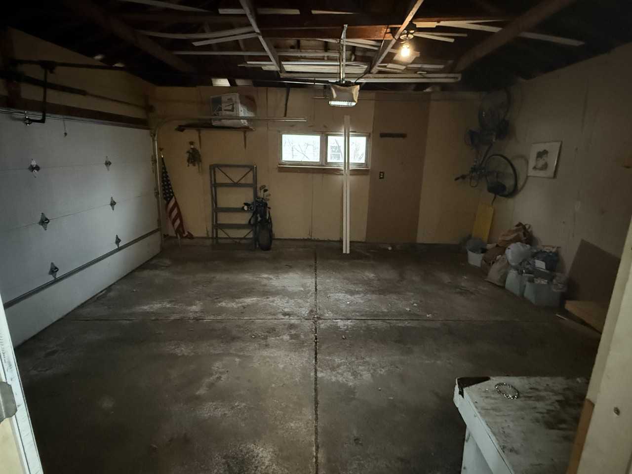 2505 Zinran Ave S - Photo 6 of 26