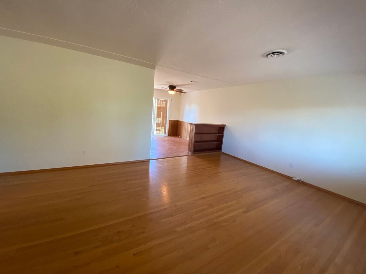 1651 Chiswick Ct - Photo 3 of 15