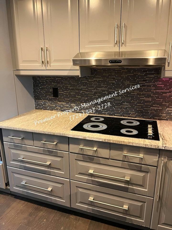 208 Bonnie Brae Drive, Unit 1 - Photo 7 of 16