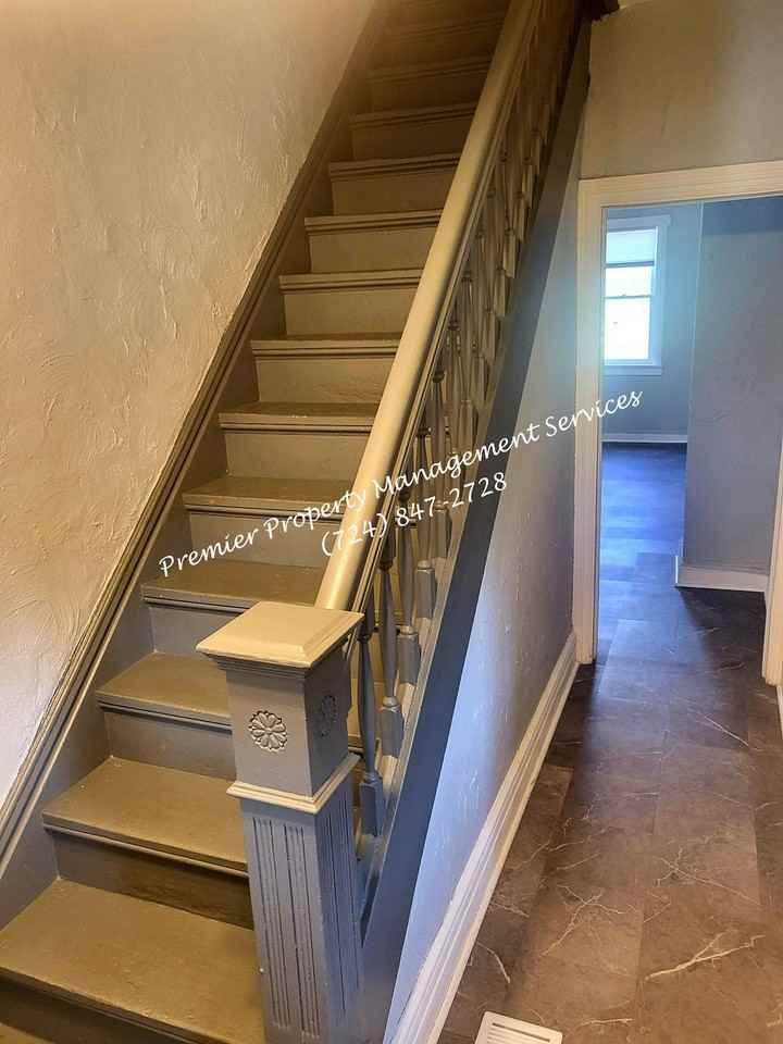 309 Bessemer Avenue, Unit 1 - Photo 6 of 10