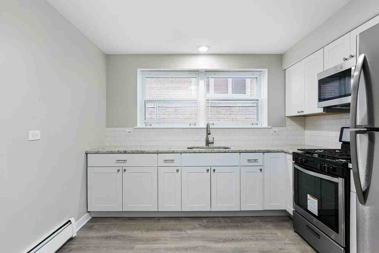 5358 South Narragansett Avenue, Unit 1 - Photo 2 of 14