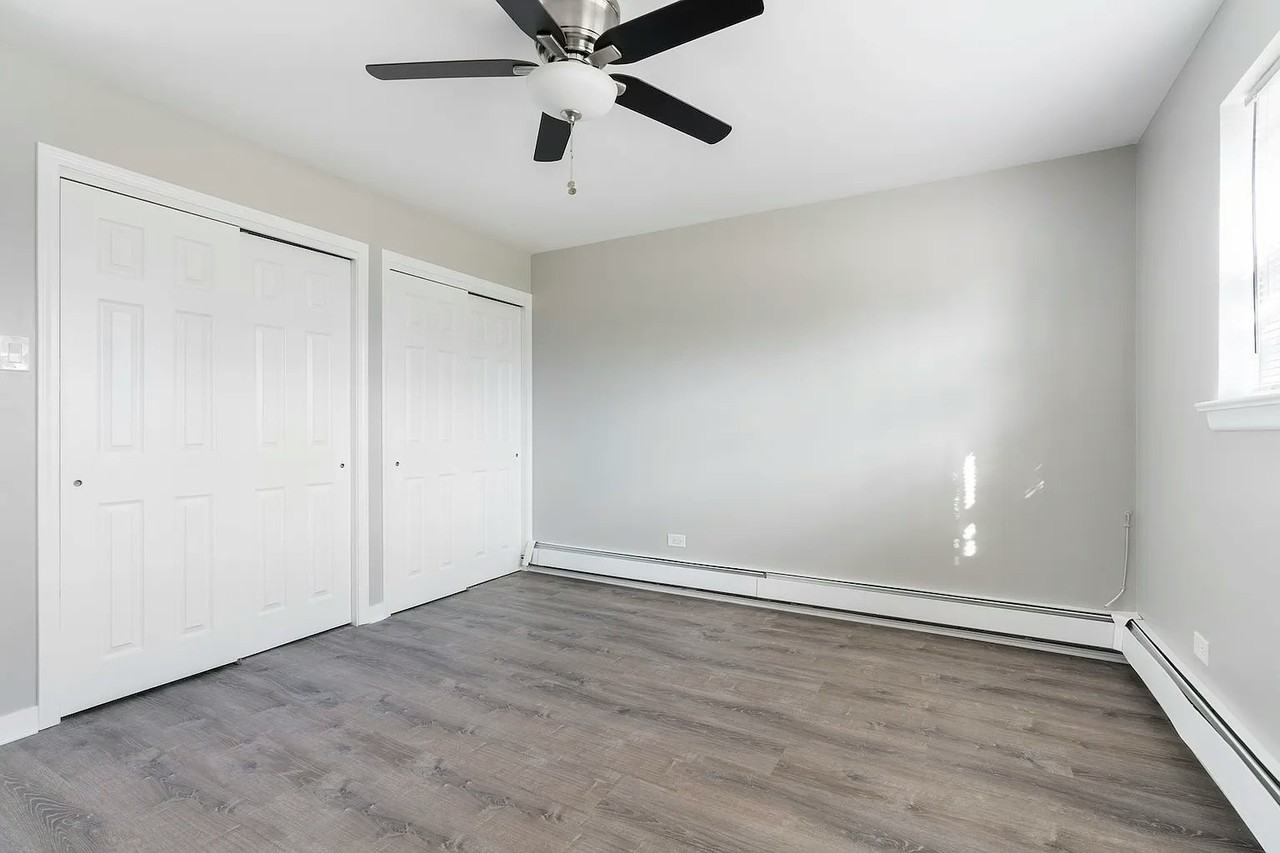 5358 South Narragansett Avenue, Unit 1 - Photo 5 of 14