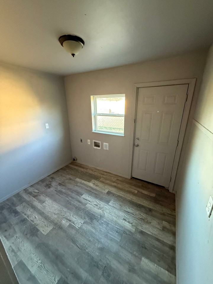 303 South Fairmont StreetUnit A #1 - Photo 6 of 6