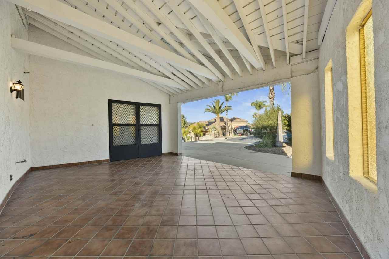 29611 Bonanza Place - Photo 3 of 50