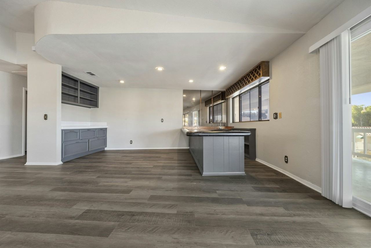 29611 Bonanza Place - Photo 6 of 50