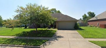 featured image of 812 E Spring Dr