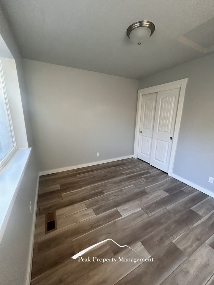 2070 Kelly Dr #1 - Photo 7 of 22