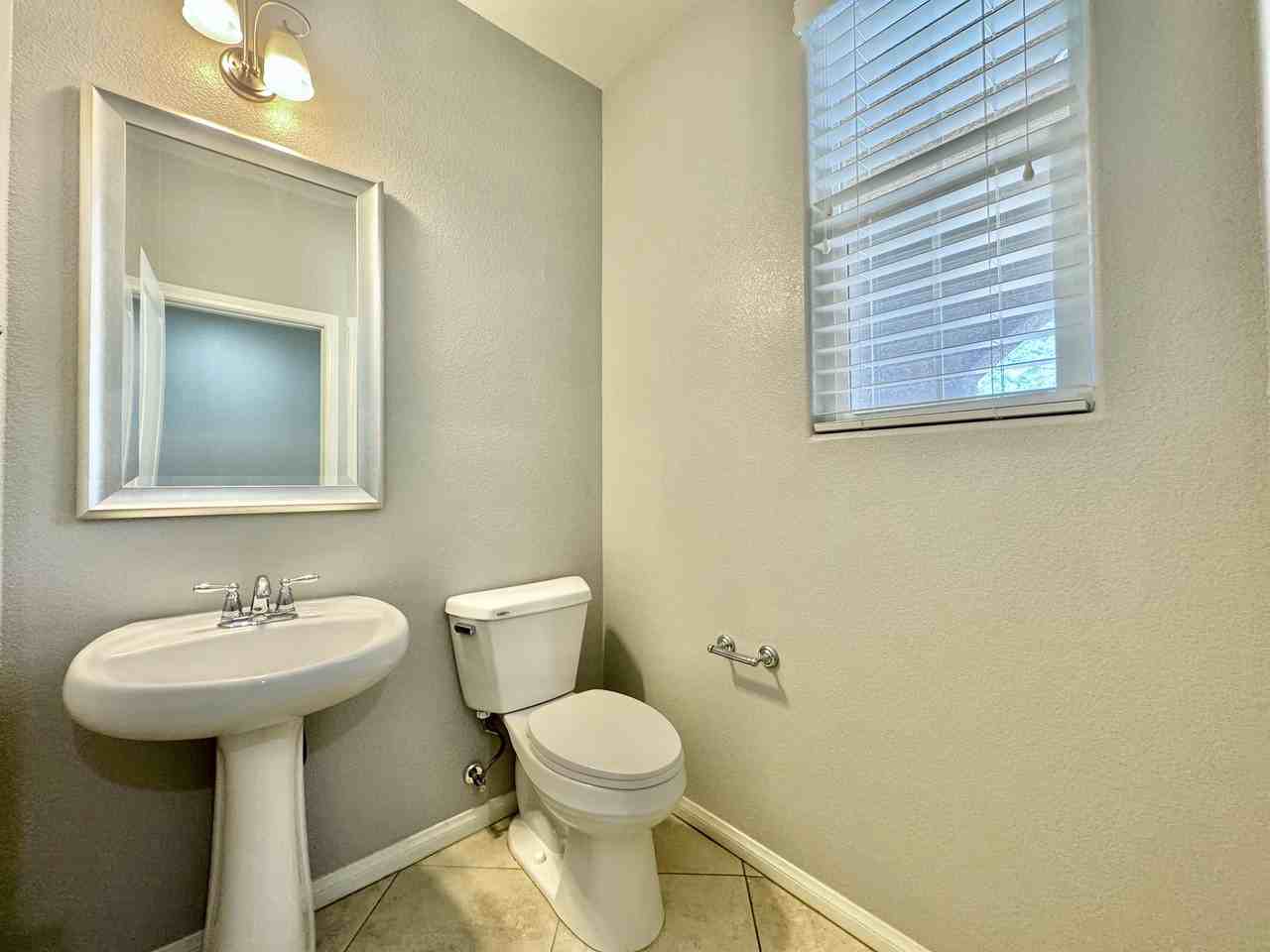 Pembroke Bay St #1 - Photo 3 of 33