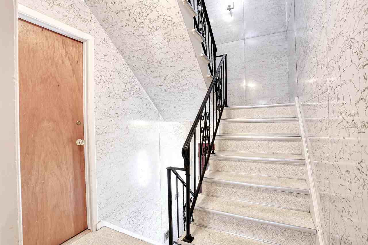 1 Rossi Ct #1 - Photo 2 of 11