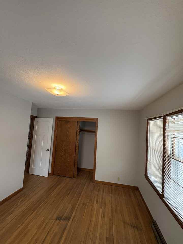 1502 Edina Ave #NA - Photo 6 of 10