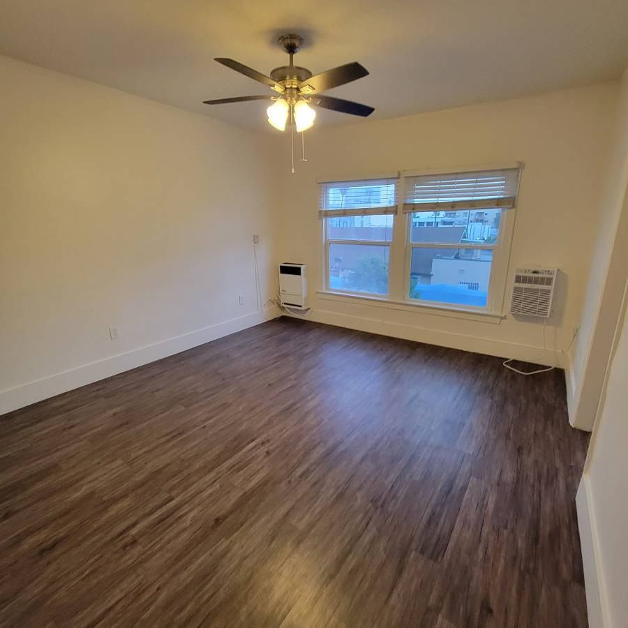 1525 Cassil Pl #204 - Photo 3 of 11