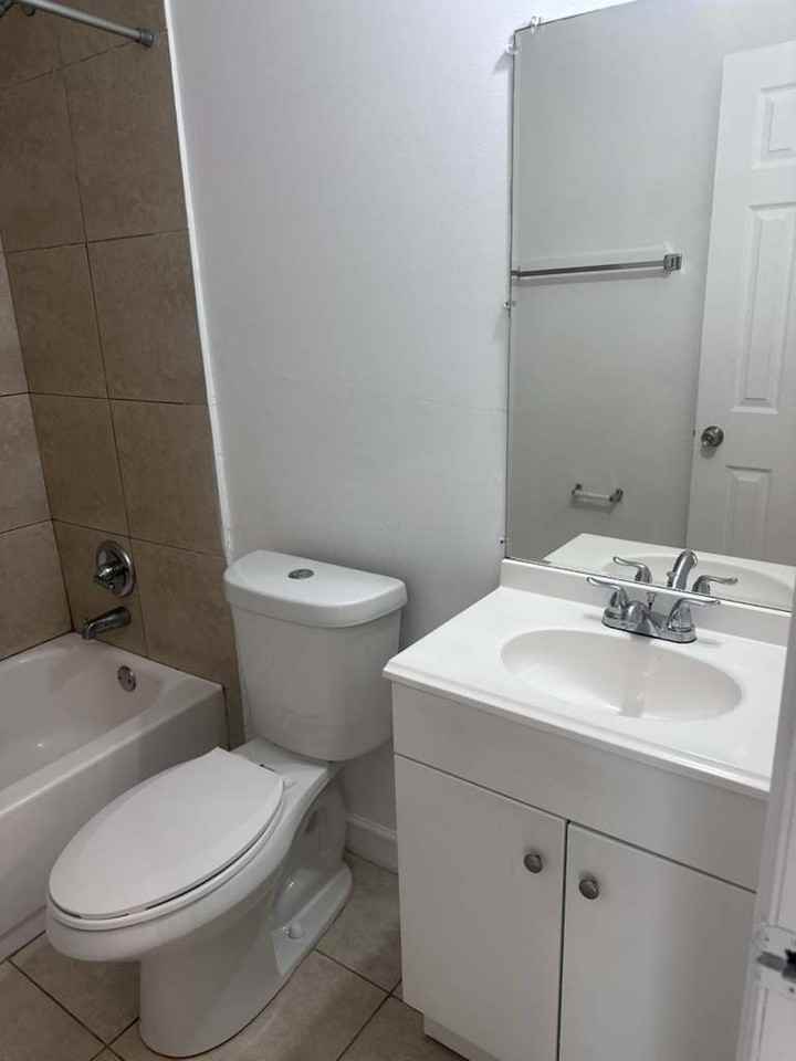 1770 Sw 44th Ave #NO3 - Photo 7 of 15