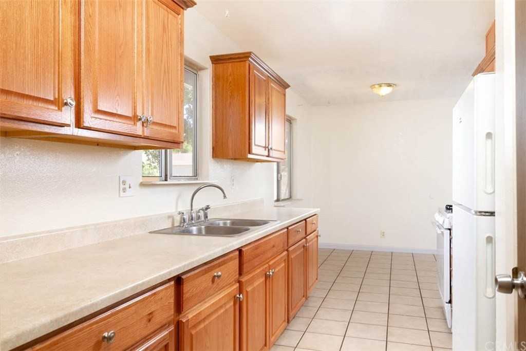 1257 Rosekrans Dr #NA - Photo 5 of 29