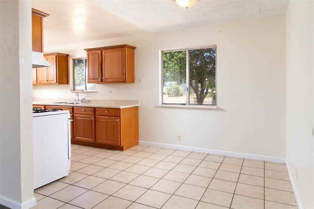 1257 Rosekrans Dr #NA - Photo 7 of 29