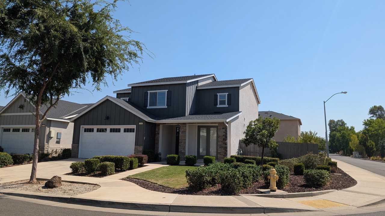 Room#1, 2306 Malaspina Drive #NA - Photo 5 of 12